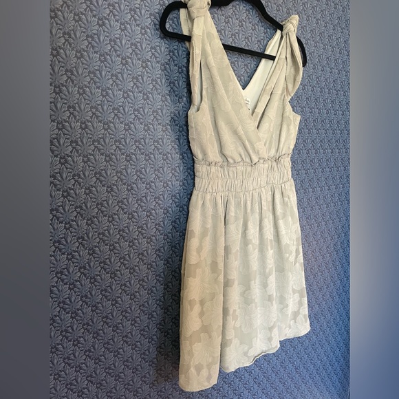 Women’s Medium Speechless Dress Summer Flowy Embroidered Feminine Lined Green - Picture 5 of 5